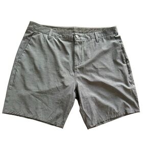 Vuori Aim Athleisure/Golf Charcoal Gray Shorts-Size 38 NWT